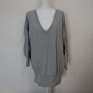Vneck sweater tunic